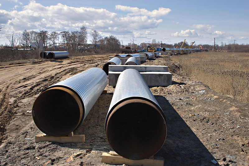 Installation of a Russia-to-Europe pipeline 